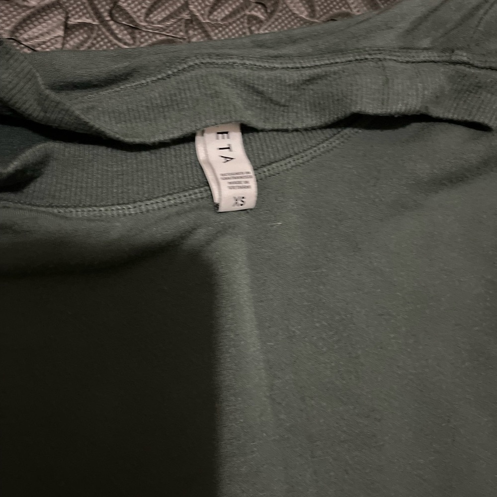 Sweatshirt - Picture 2 of 2
